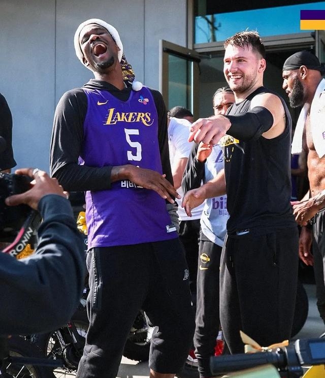 开元棋牌入口-关于这也行？今晚成都蓉城备战NBA常规赛菲尼克斯太阳赛后远射贴柱，赛前尼斯调整名单以备欧篮联的信息